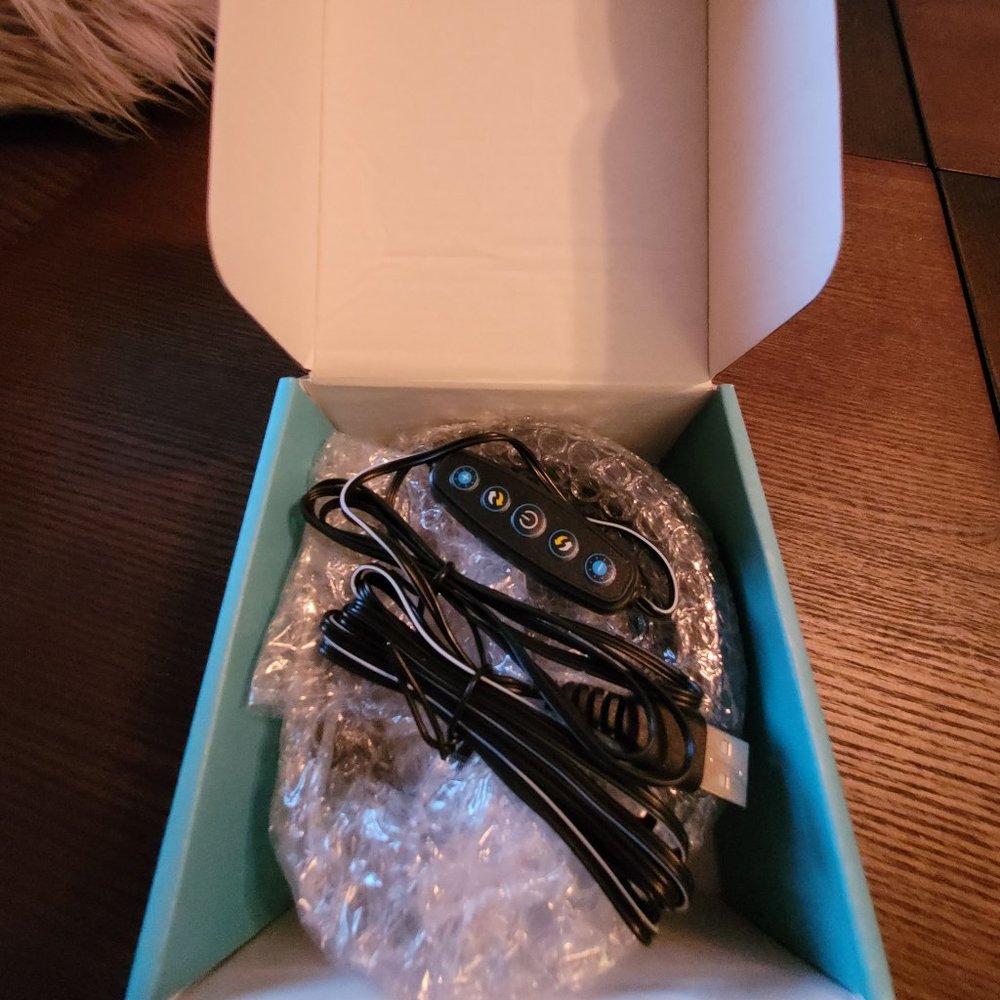 BRAND NEW - Never used - Video Conference Lighting Kit - Picture 2 of 4